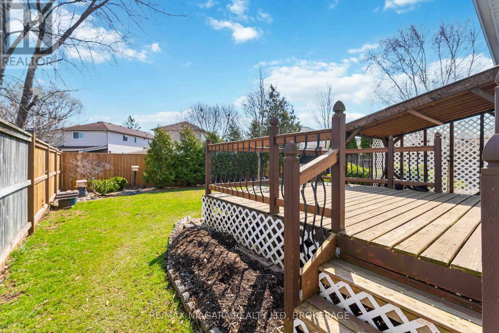 4445 Lincoln Avenue, Lincoln, Ontario  L0R 1B3 - Photo 31 - X12763948