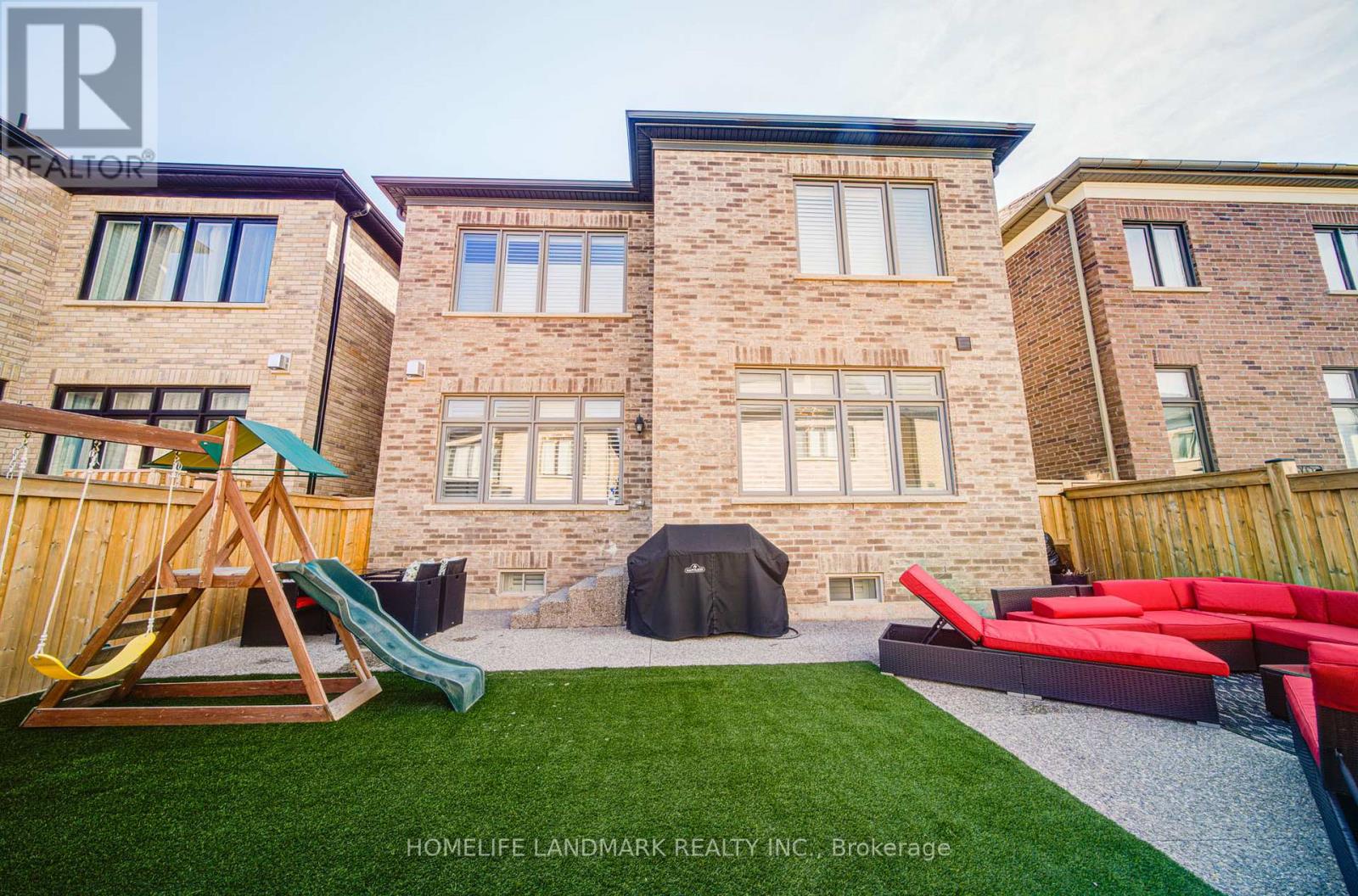 1369 Yellow Rose Circle, Oakville, Ontario  L6M 5L3 - Photo 34 - W12977154