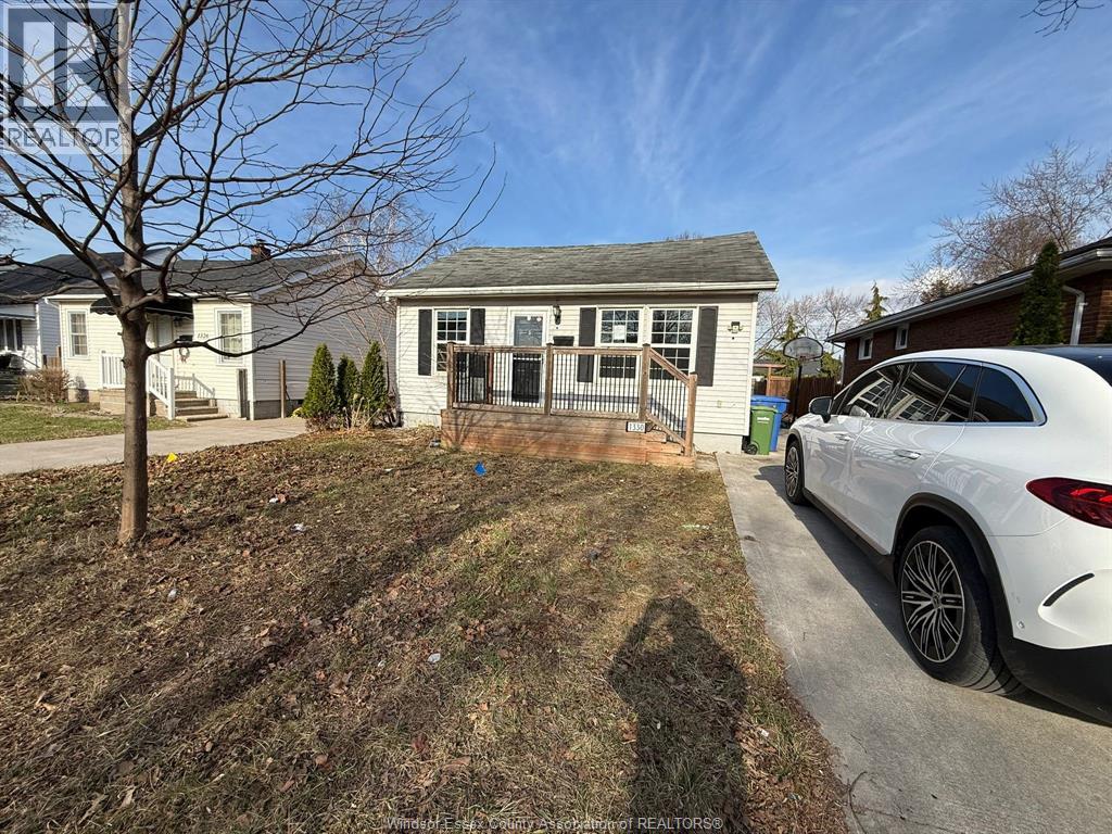 1330 CENTRAL AVENUE, Windsor, Ontario