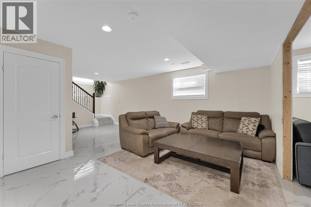 3921 Zanzibar Crescent, Windsor, Ontario  N9G 0A5 - Photo 13 - 26007749