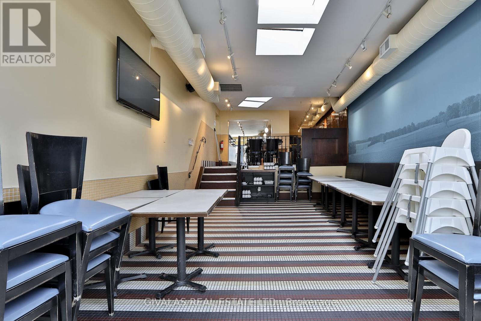 174 Eglinton Avenue W, Toronto, Ontario  M4R 1A7 - Photo 18 - C12982522