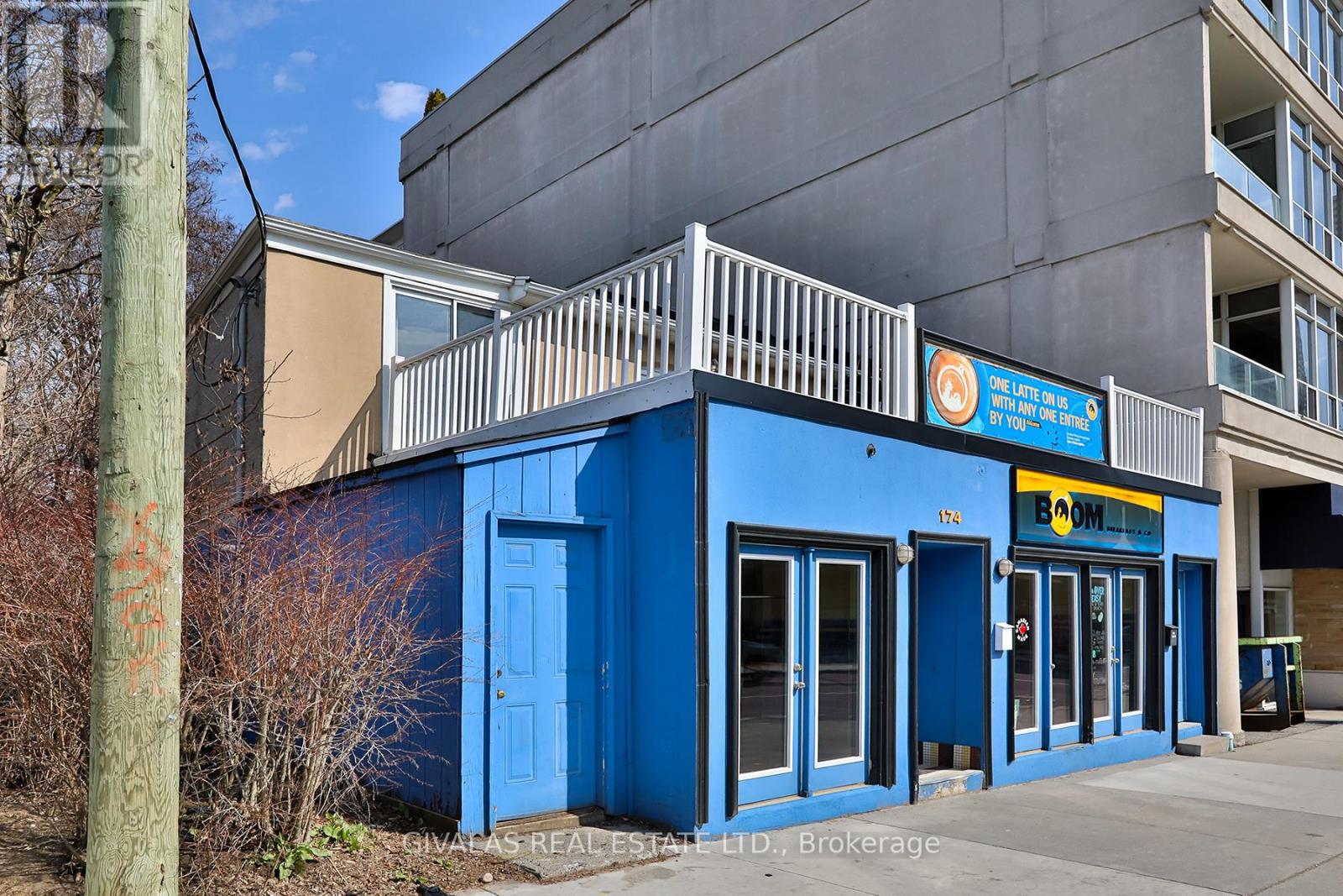 174 Eglinton Avenue W, Toronto, Ontario  M4R 1A7 - Photo 2 - C12982522