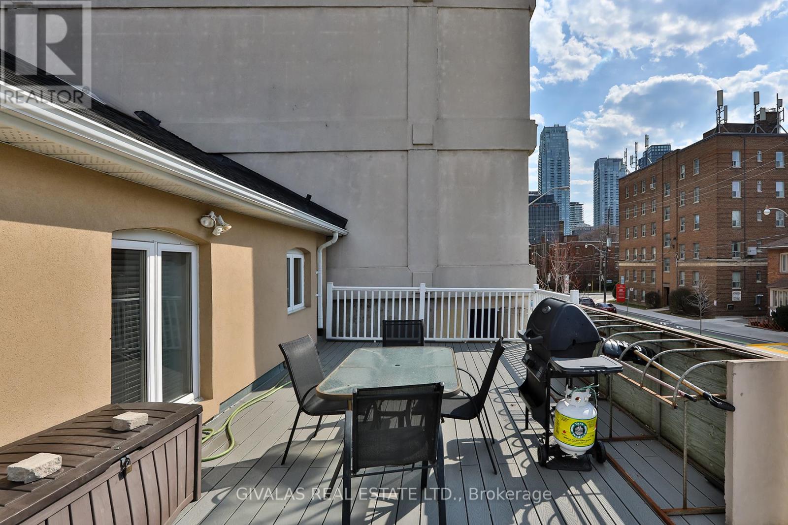 174 Eglinton Avenue W, Toronto, Ontario  M4R 1A7 - Photo 44 - C12982522