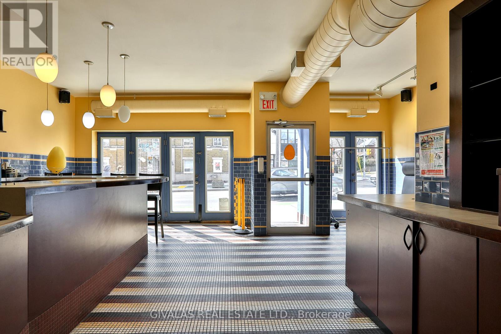 174 Eglinton Avenue W, Toronto, Ontario  M4R 1A7 - Photo 5 - C12982522