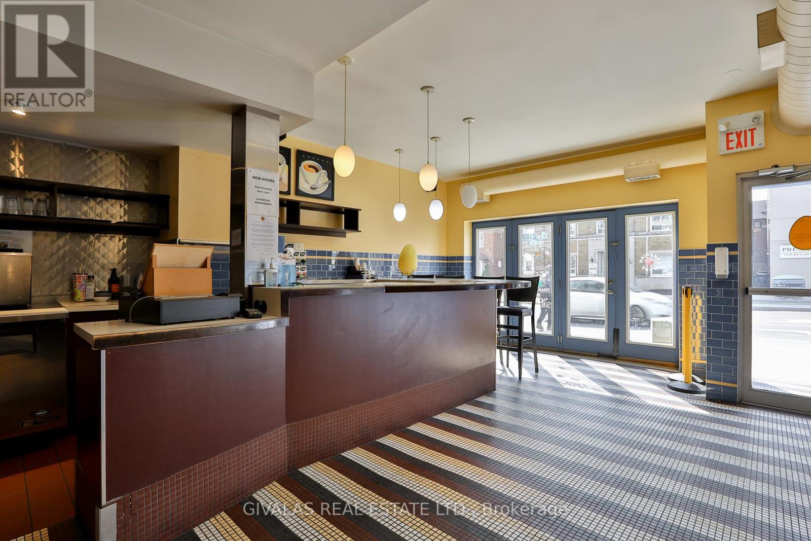 174 Eglinton Avenue W, Toronto, Ontario  M4R 1A7 - Photo 6 - C12982522