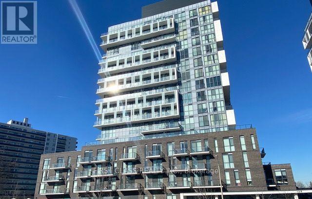 806 - 128 FAIRVIEW MALL DRIVE, Toronto, Ontario