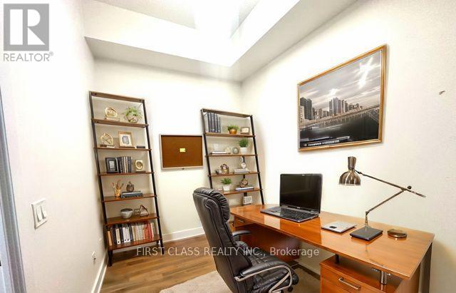 806 - 128 Fairview Mall Drive, Toronto, Ontario  M2J 2Z1 - Photo 2 - C12982586