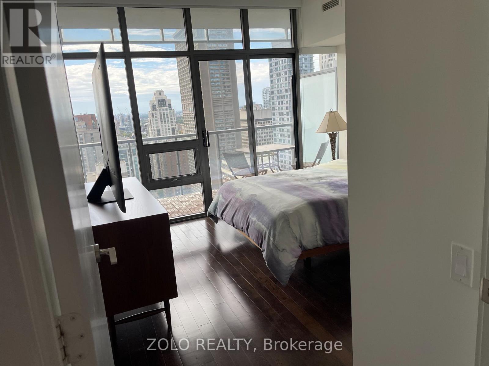 3006 - 33 Charles Street E, Toronto, Ontario  M4Y 0A2 - Photo 11 - C12982606