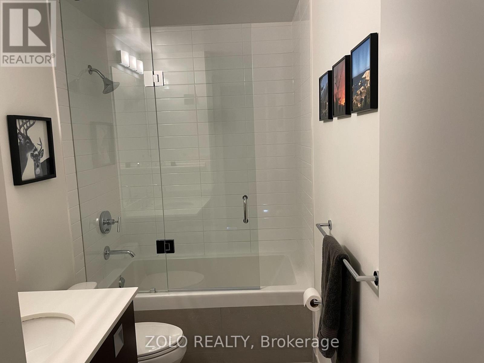 3006 - 33 Charles Street E, Toronto, Ontario  M4Y 0A2 - Photo 8 - C12982606