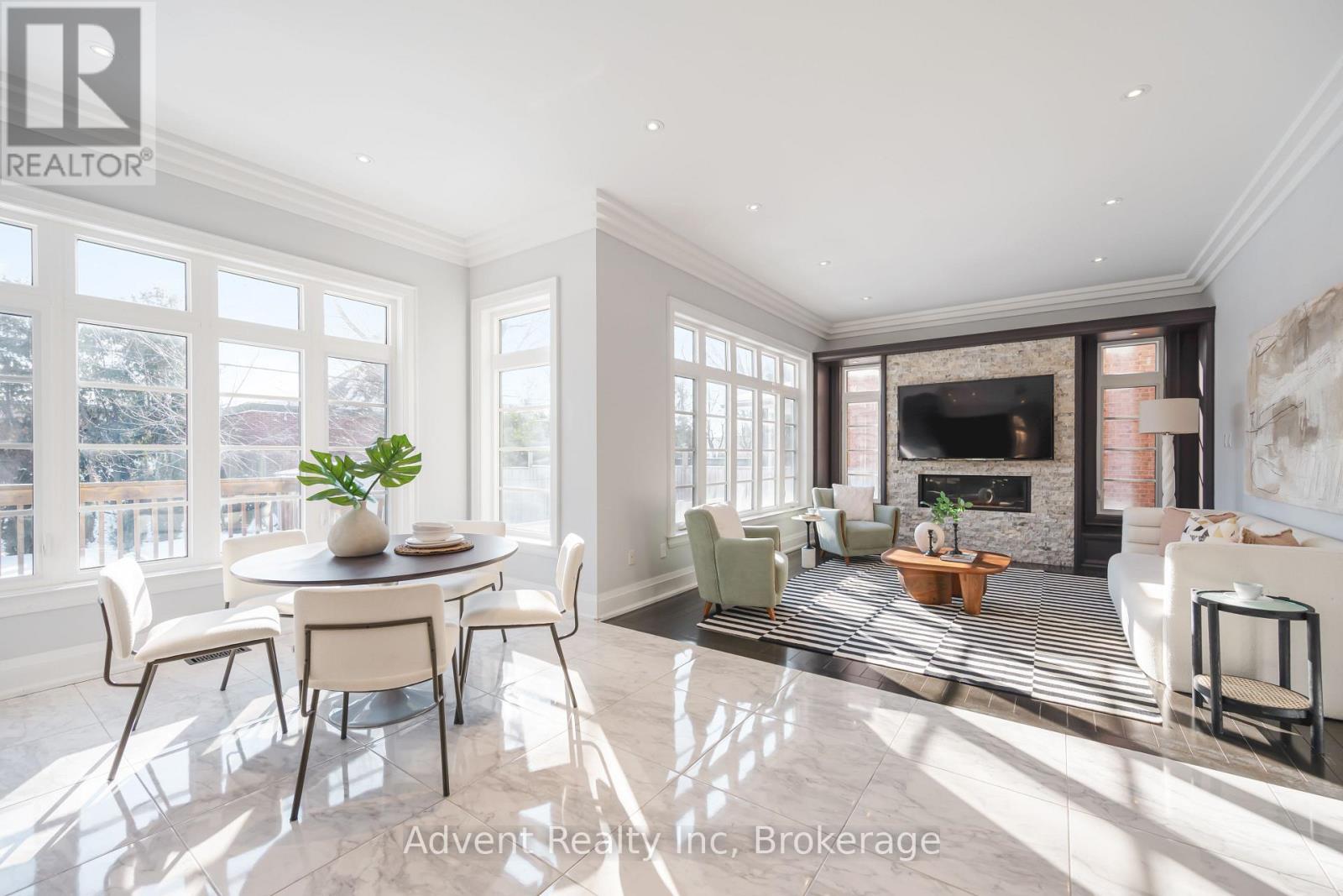 141 Connaught Avenue, Toronto, Ontario  M2M 1H3 - Photo 18 - C12982748