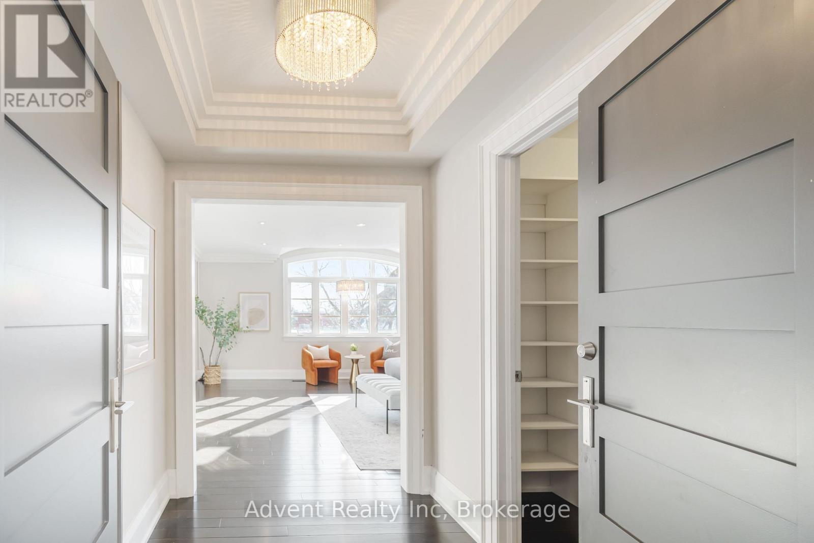 141 Connaught Avenue, Toronto, Ontario  M2M 1H3 - Photo 27 - C12982748