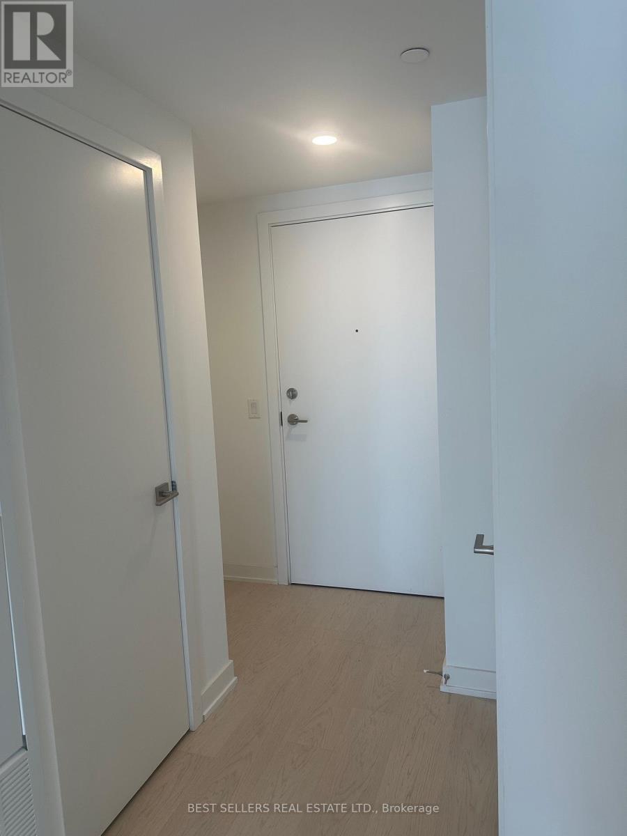 3003 - 252 Church Street, Toronto, Ontario  M5B 0E6 - Photo 3 - C12982760