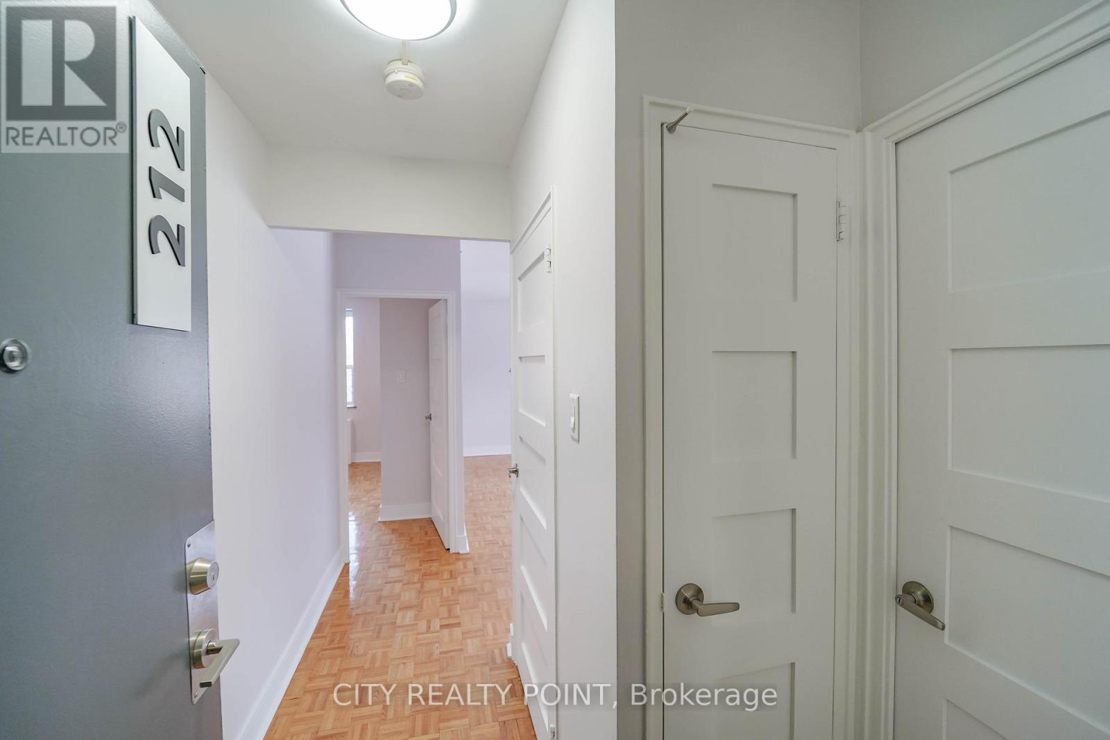 212 - 1291 Bayview Avenue N, Toronto, Ontario  M4G 2Z9 - Photo 4 - C12982802