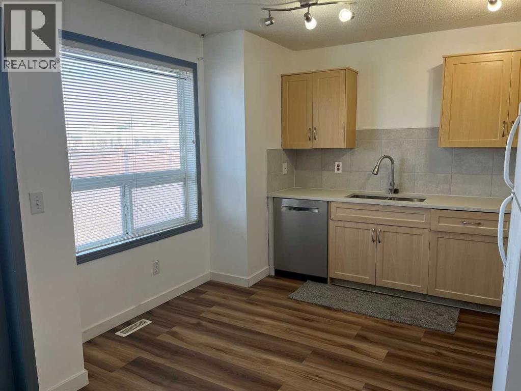 2102, 111 Tarawood Lane NE, Calgary, Alberta  T3J 5C2 - Photo 5 - A2284820