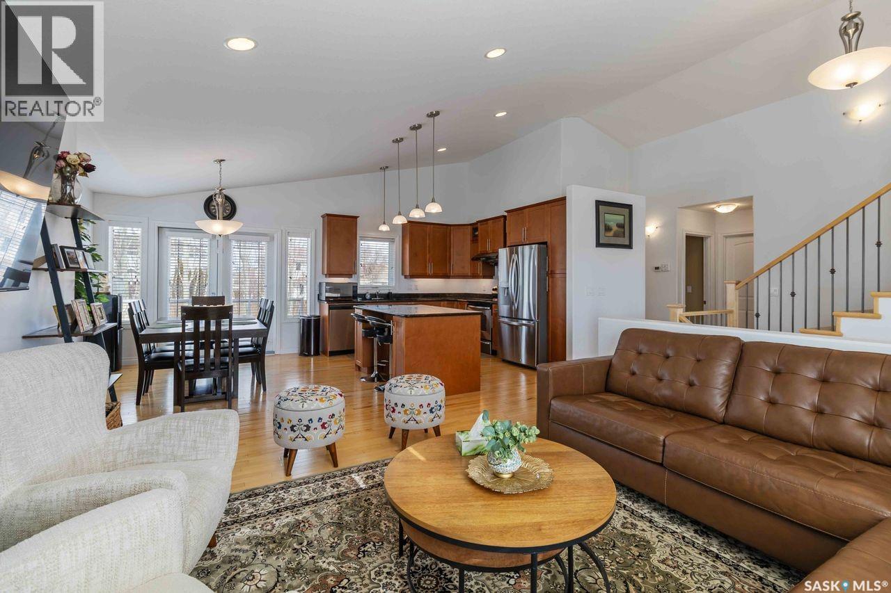 3 Briarvale Crescent, Saskatoon, Saskatchewan  S7V 1C5 - Photo 5 - SK032582