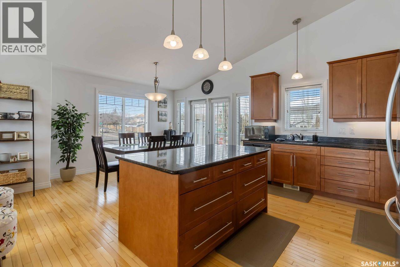 3 Briarvale Crescent, Saskatoon, Saskatchewan  S7V 1C5 - Photo 6 - SK032582