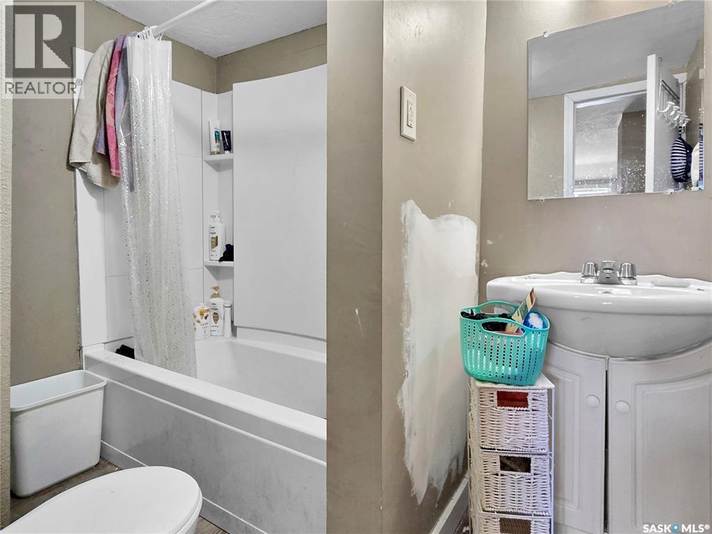 312 E Avenue S, Saskatoon, Saskatchewan  S7M 1S1 - Photo 13 - SK032531