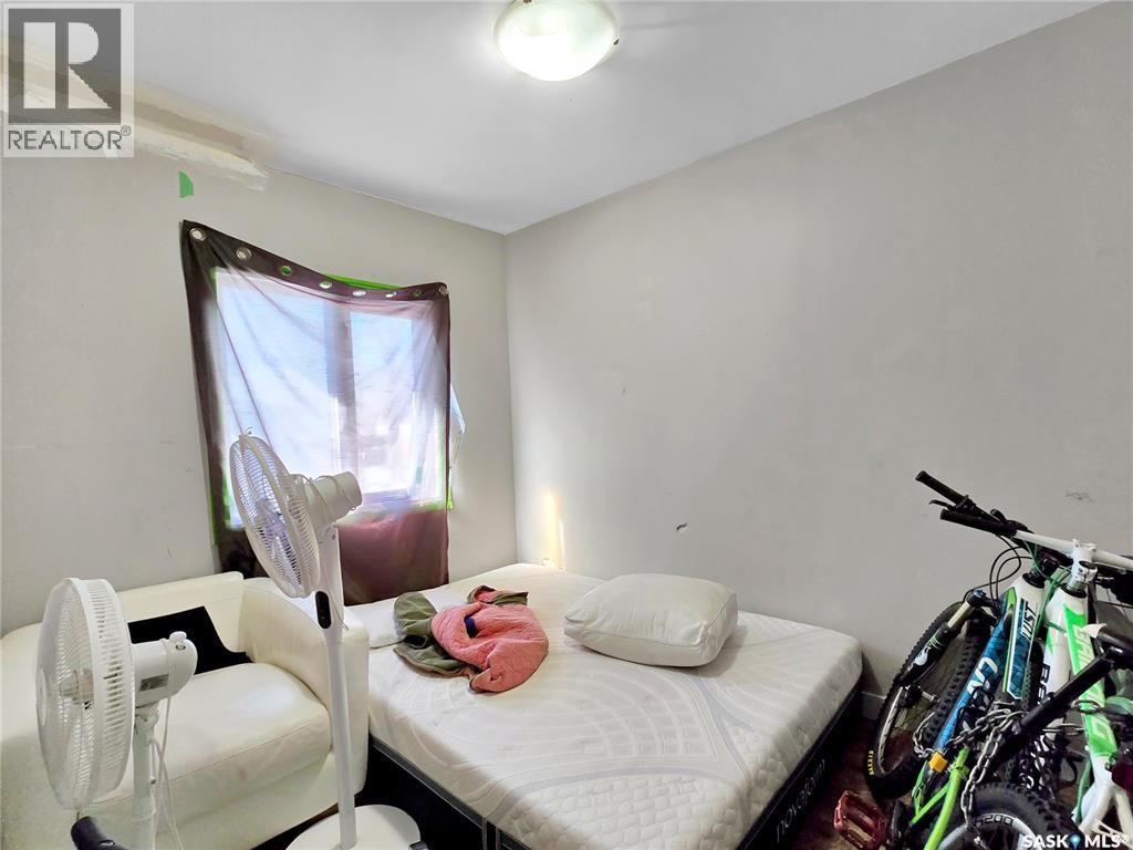 203 U Avenue S, Saskatoon, Saskatchewan  S7M 1R8 - Photo 5 - SK032528