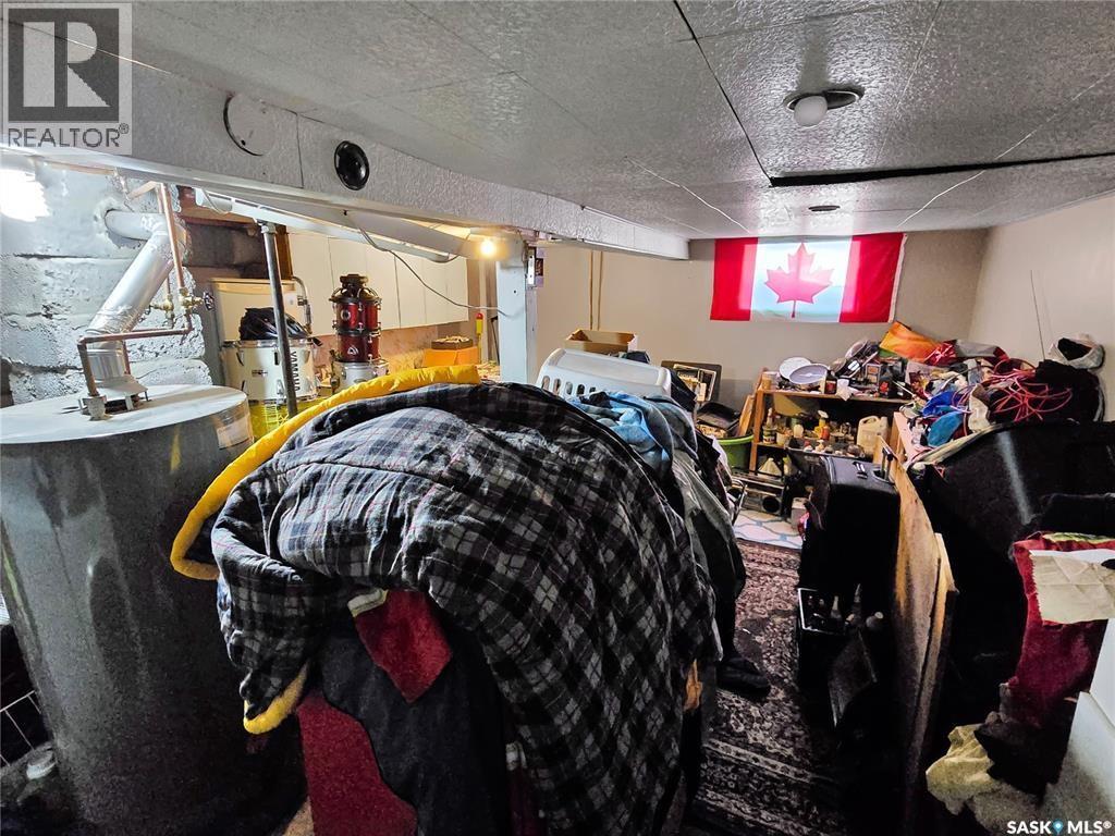 203 U Avenue S, Saskatoon, Saskatchewan  S7M 1R8 - Photo 9 - SK032528