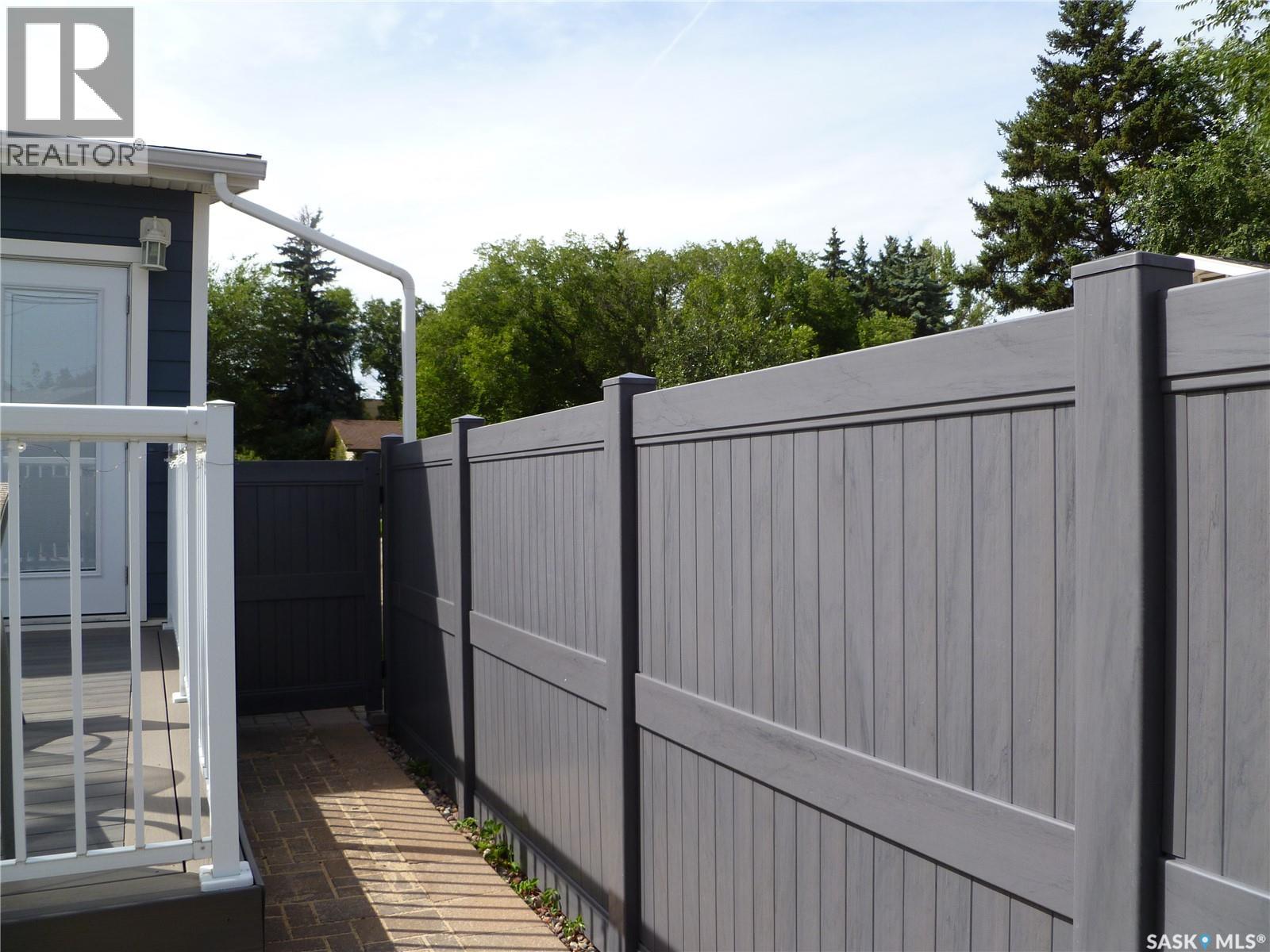 119 Spinks Drive, Saskatoon, Saskatchewan  S7H 4G8 - Photo 42 - SK032477