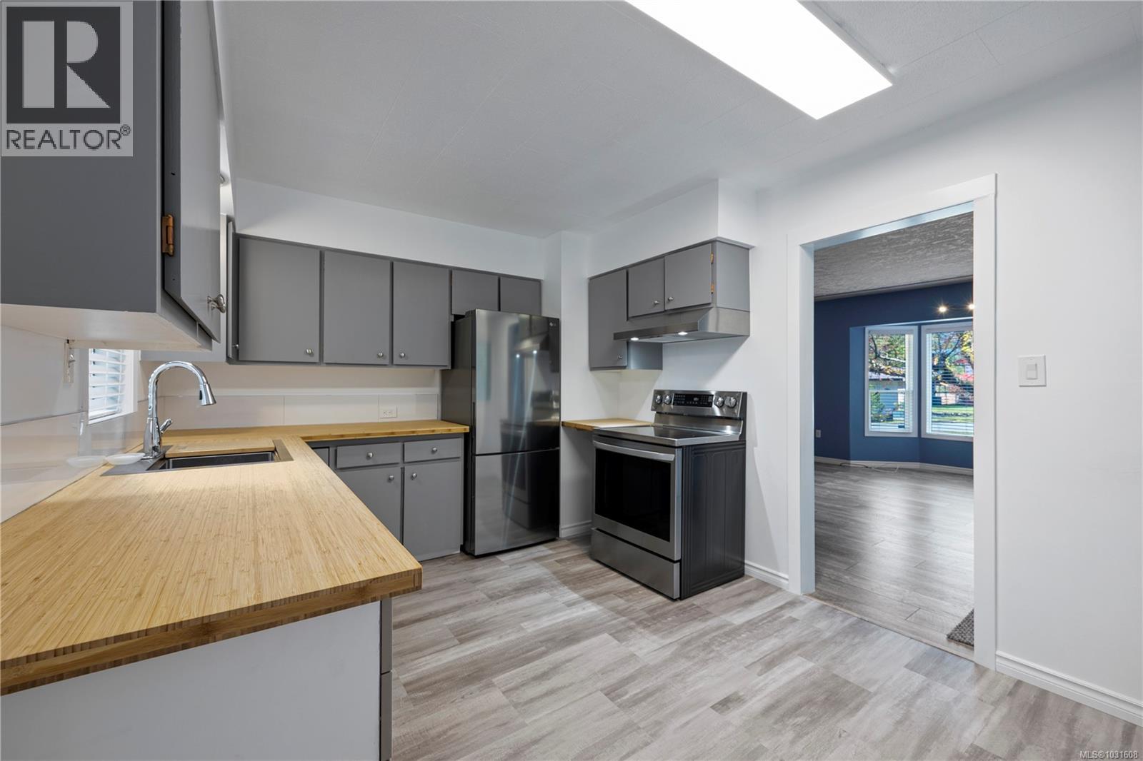 166 Sall Rd, Lake Cowichan, British Columbia  V0R 2G0 - Photo 7 - 1031608