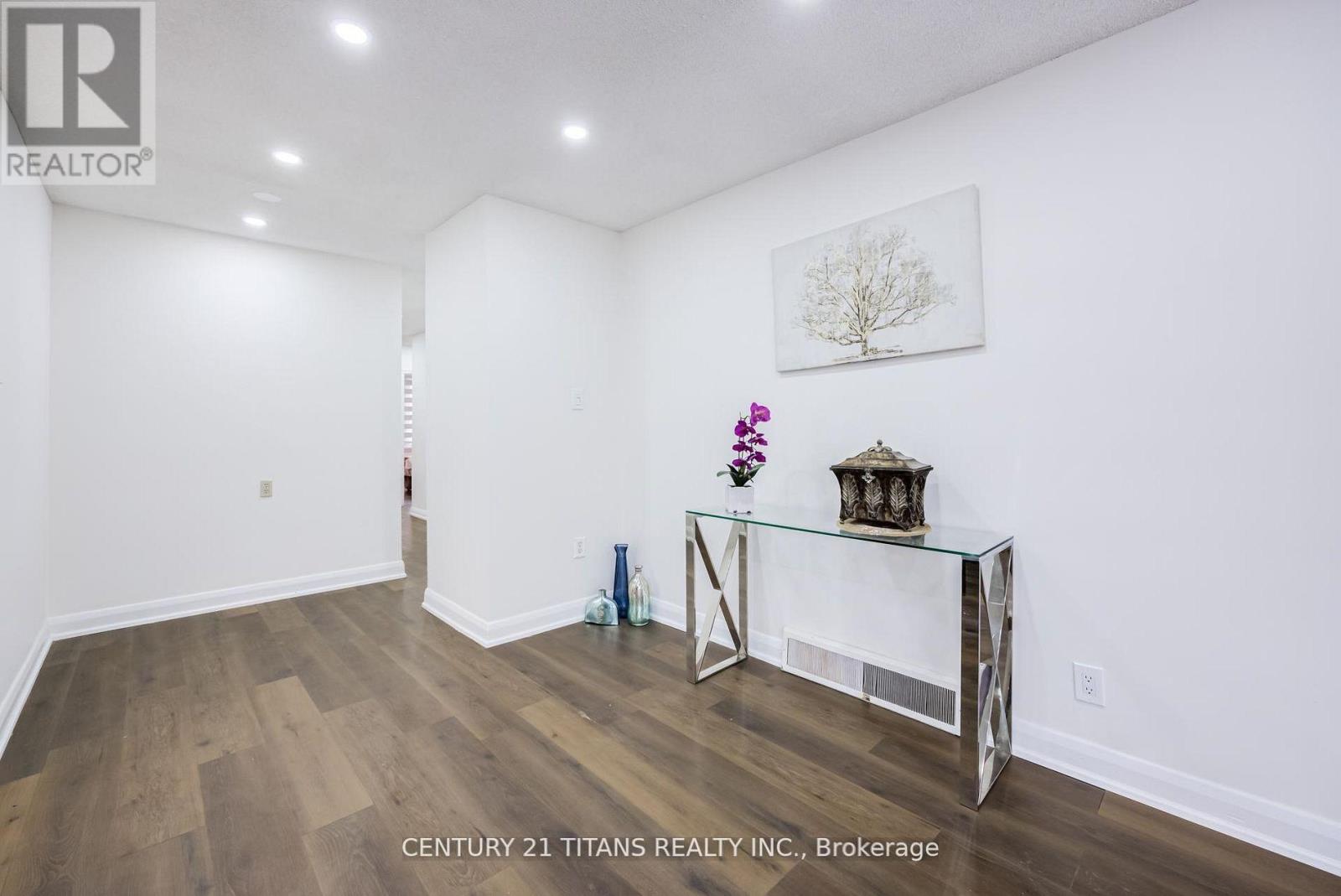 405 Anderson Street, Whitby, Ontario  L1N 3V8 - Photo 9 - E12982498