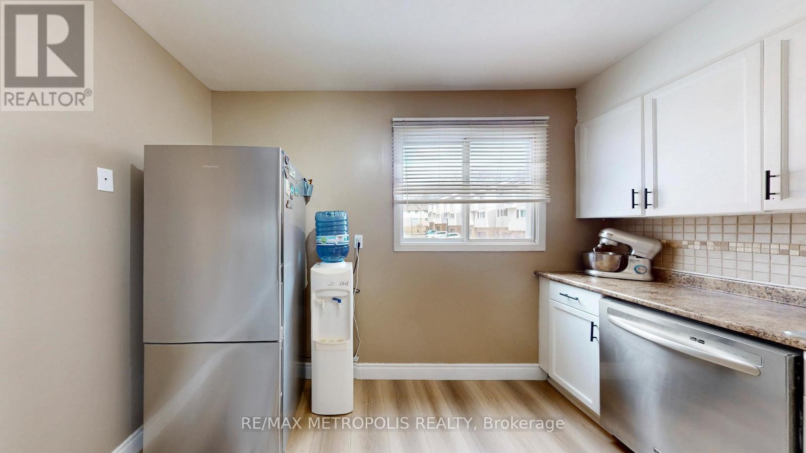 19 - 601 Galahad Drive, Oshawa, Ontario  L1K 1L9 - Photo 9 - E12982554