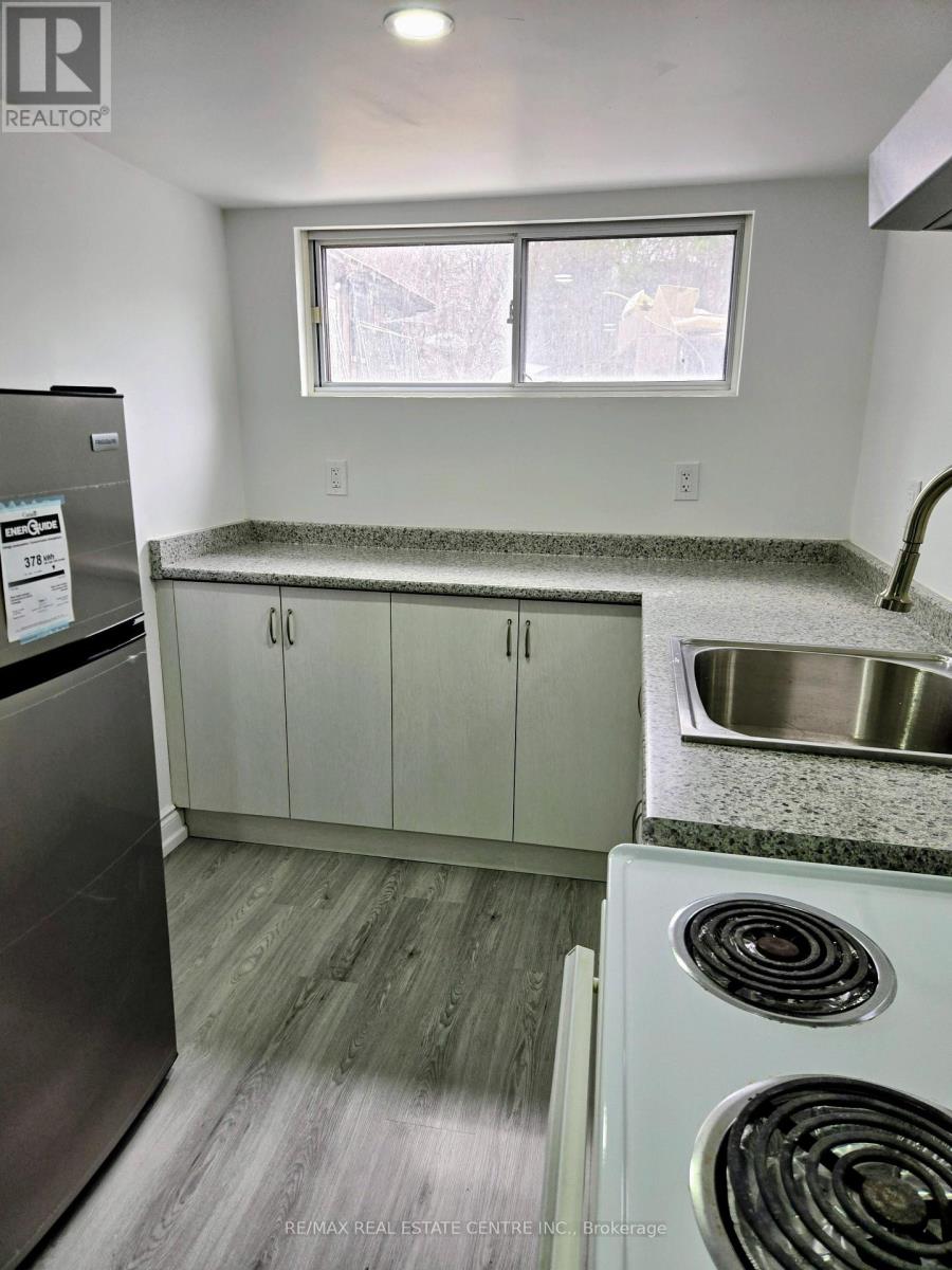 BASEMENT - 176 BEECHGROVE DRIVE, Toronto, Ontario