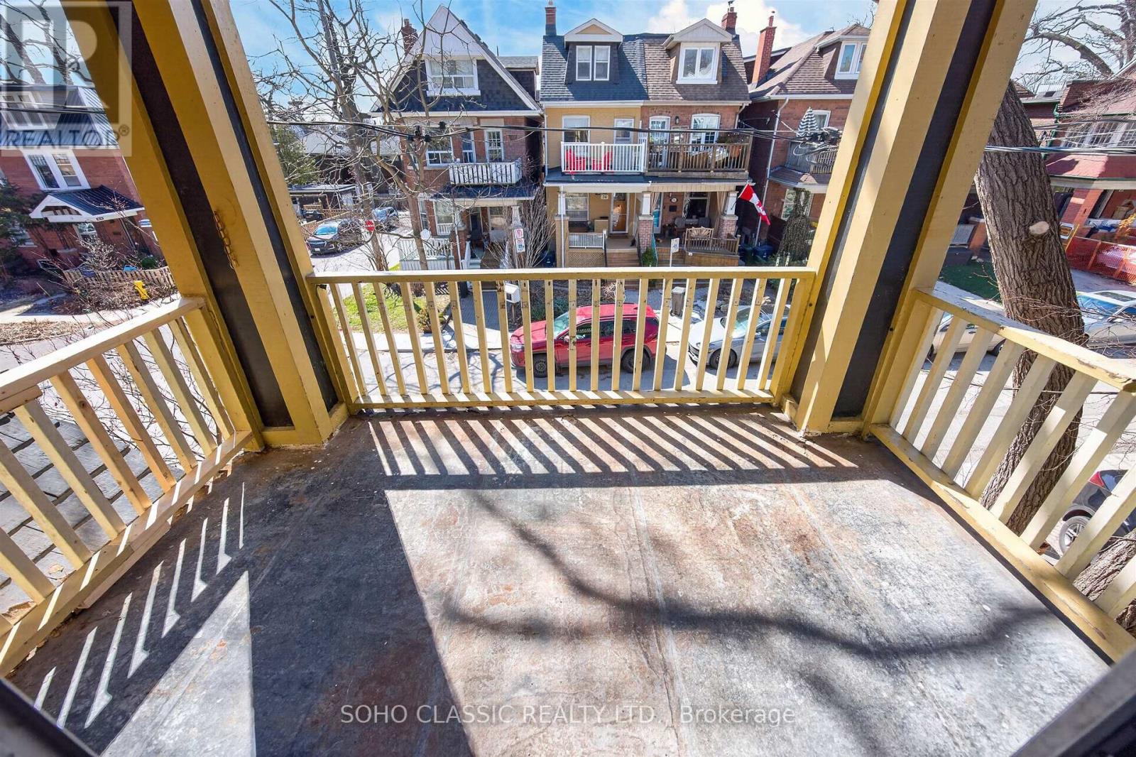 2nd Floor - 23 Fernwood Park Avenue, Toronto, Ontario  M4E 3E9 - Photo 7 - E12982624