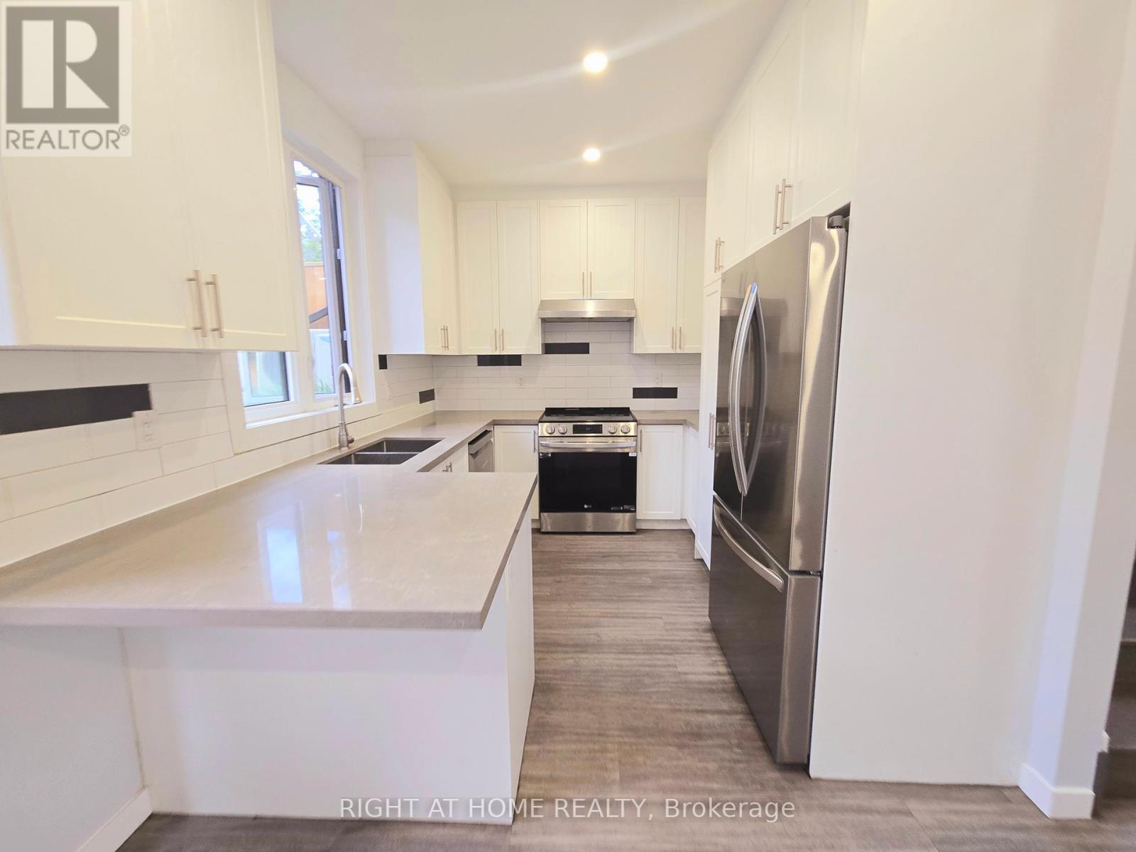 Laneway Suite - 94 Barrington Avenue, Toronto (Crescent Town), Ontario  M4C 4Z1 - Photo 5 - E12982706