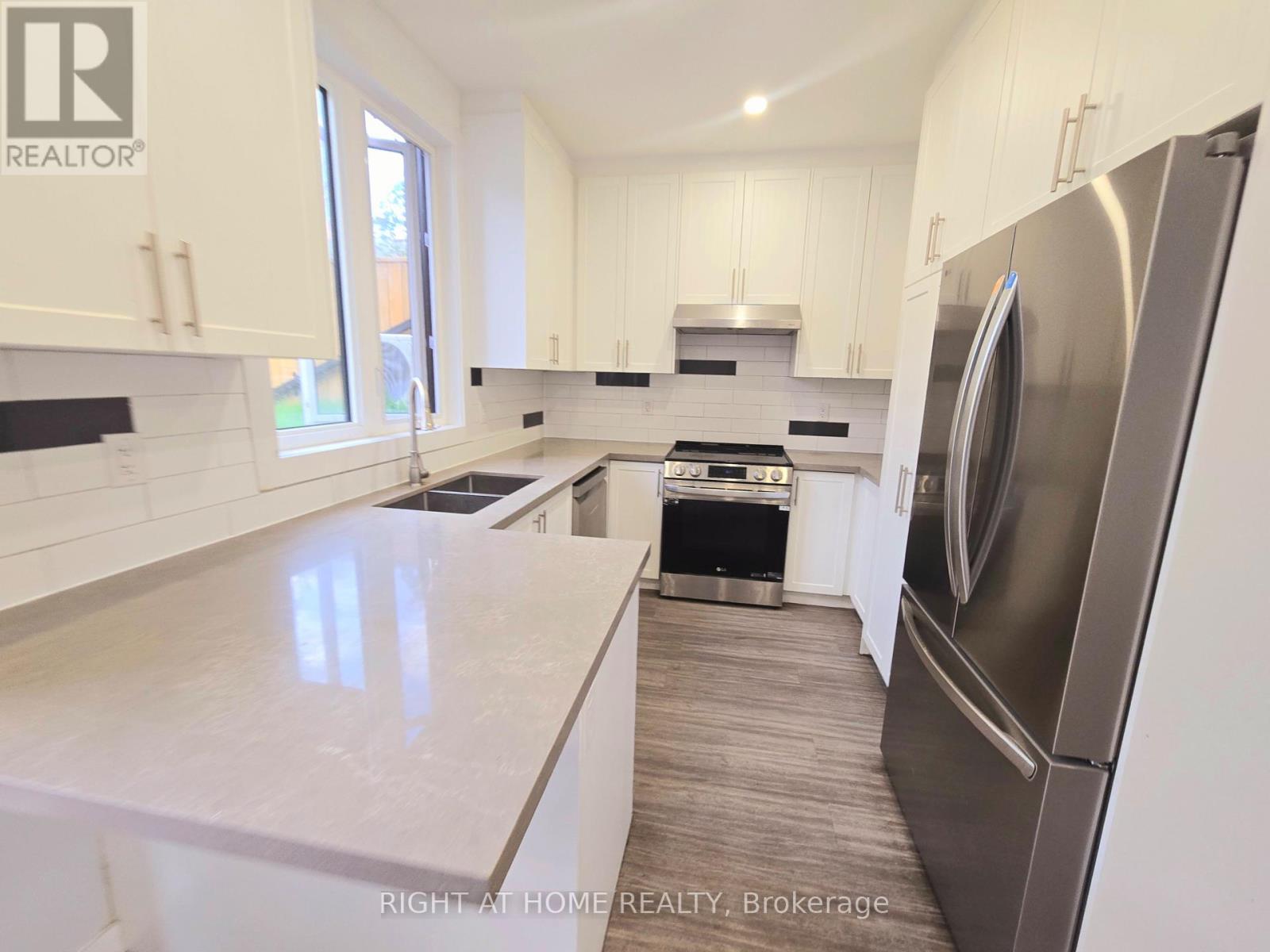 Laneway Suite - 94 Barrington Avenue, Toronto (Crescent Town), Ontario  M4C 4Z1 - Photo 6 - E12982706