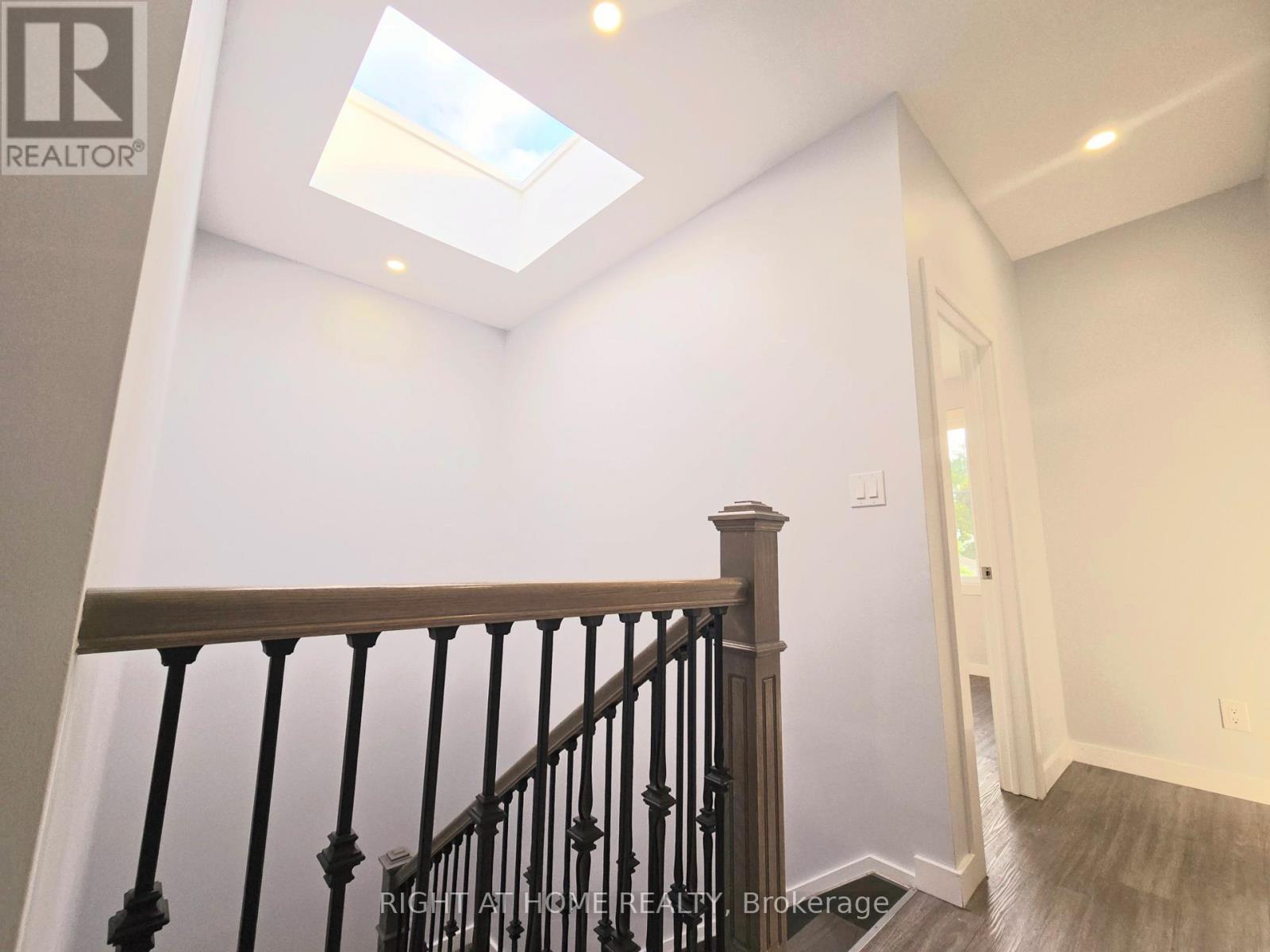 Laneway Suite - 94 Barrington Avenue, Toronto (Crescent Town), Ontario  M4C 4Z1 - Photo 8 - E12982706