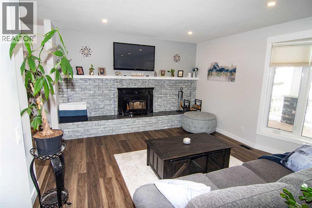 33233 Range Road 284, Rural Mountain View County, Alberta  T4H 1P2 - Photo 16 - A2299245