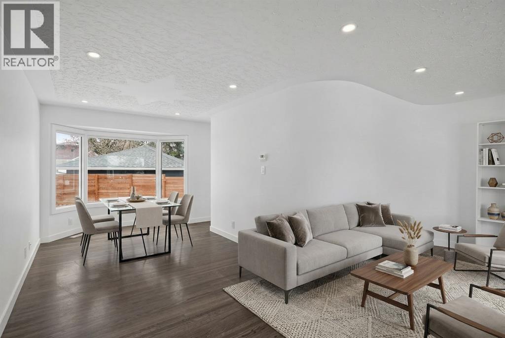 48 Carnarvon Way NW, Calgary, Alberta  T2K 1W4 - Photo 6 - A2299371