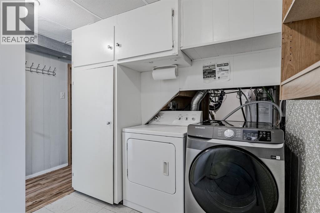 48 Carnarvon Way NW, Calgary, Alberta  T2K 1W4 - Photo 34 - A2299371