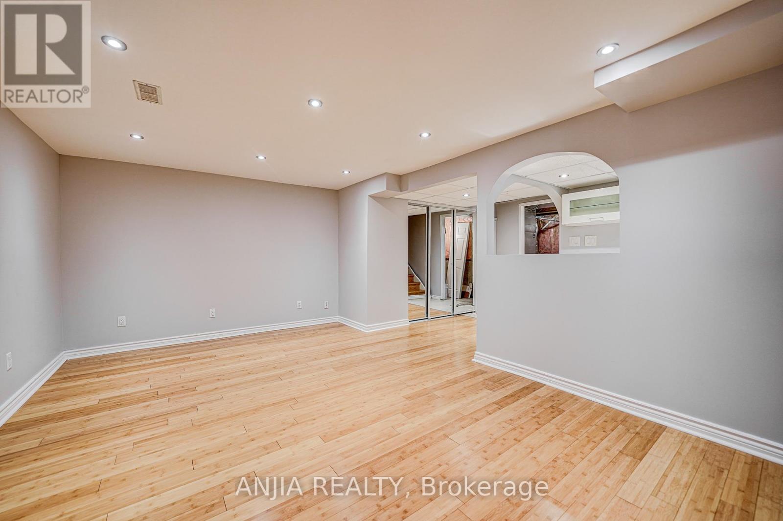 146 Billingsley Crescent, Markham, Ontario  L3S 4P4 - Photo 35 - N12982494