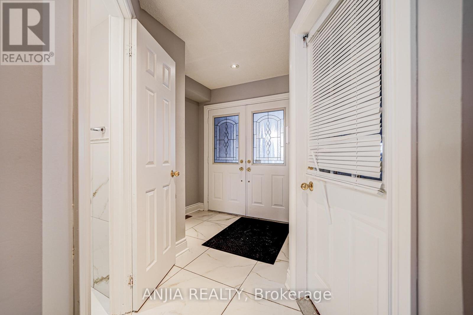 146 Billingsley Crescent, Markham, Ontario  L3S 4P4 - Photo 6 - N12982494