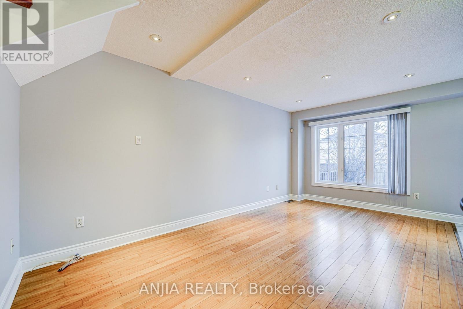 146 Billingsley Crescent, Markham, Ontario  L3S 4P4 - Photo 8 - N12982494