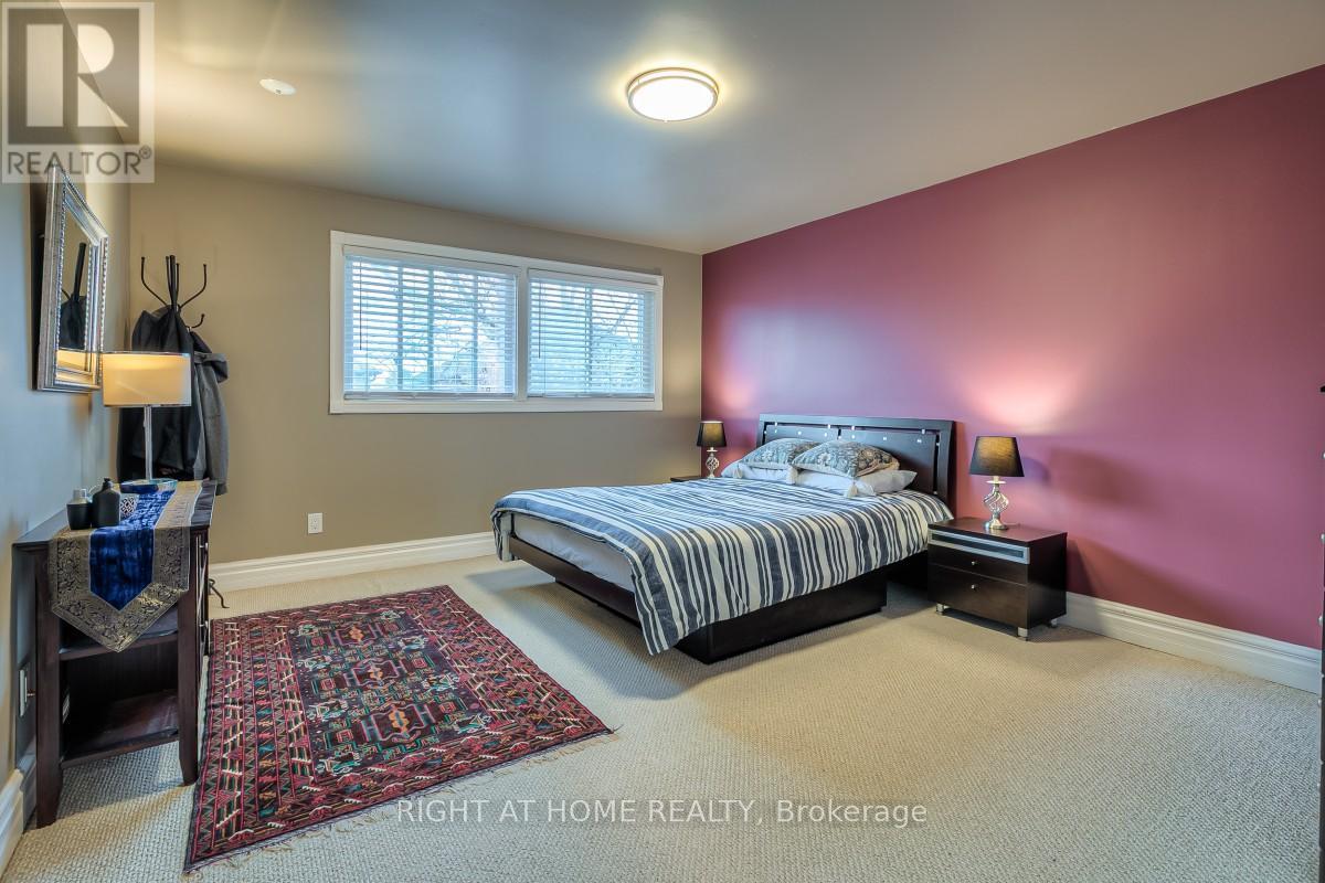 160 Carrington Drive, Richmond Hill, Ontario  L4C 7Y8 - Photo 24 - N12982518