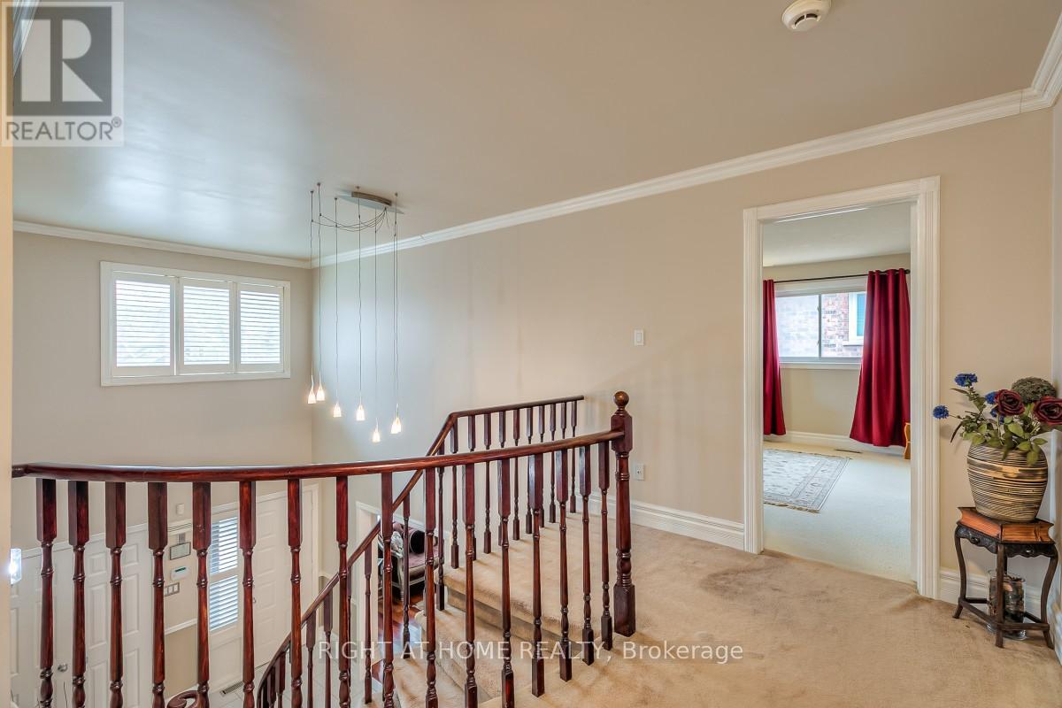 160 Carrington Drive, Richmond Hill, Ontario  L4C 7Y8 - Photo 28 - N12982518