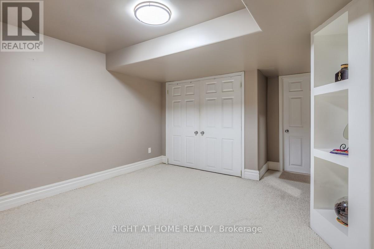 160 Carrington Drive, Richmond Hill, Ontario  L4C 7Y8 - Photo 33 - N12982518