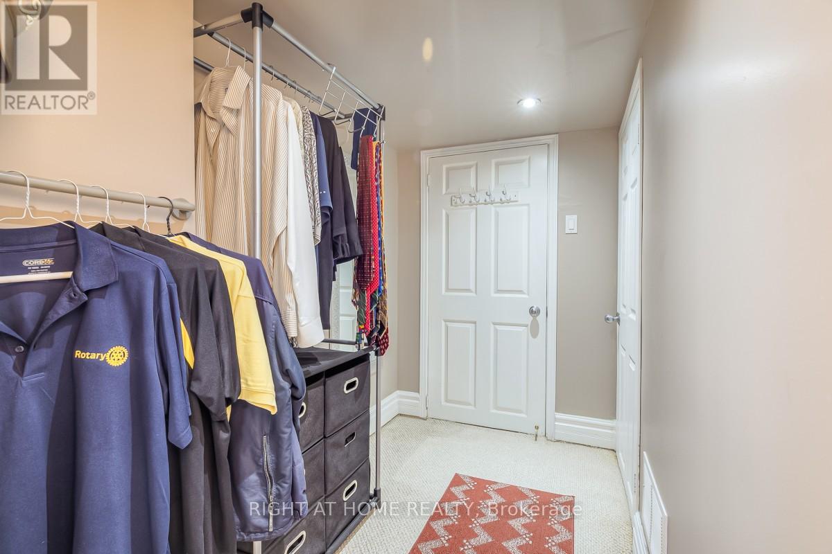 160 Carrington Drive, Richmond Hill, Ontario  L4C 7Y8 - Photo 35 - N12982518