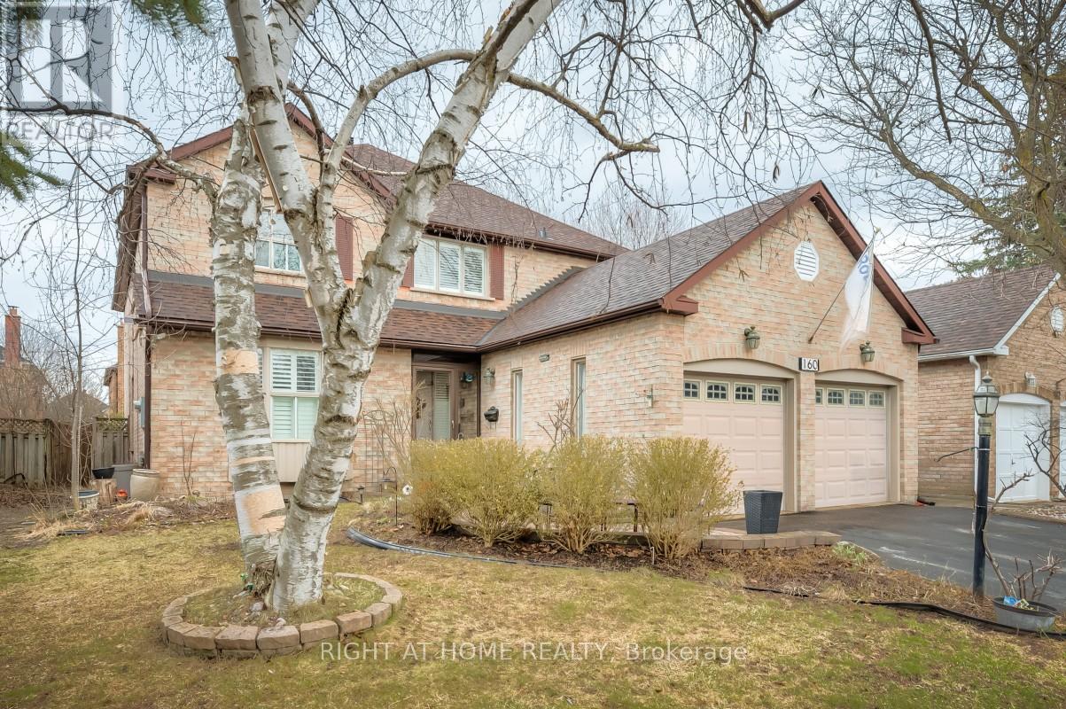 160 Carrington Drive, Richmond Hill, Ontario  L4C 7Y8 - Photo 5 - N12982518