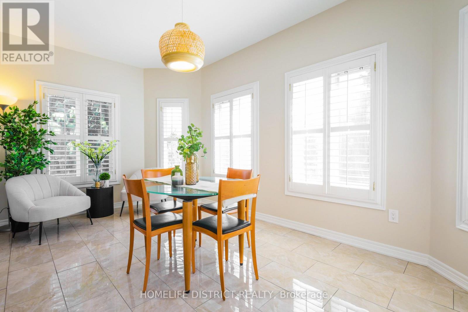 116 Mojave Crescent, Richmond Hill, Ontario  L4S 1R8 - Photo 9 - N12982550