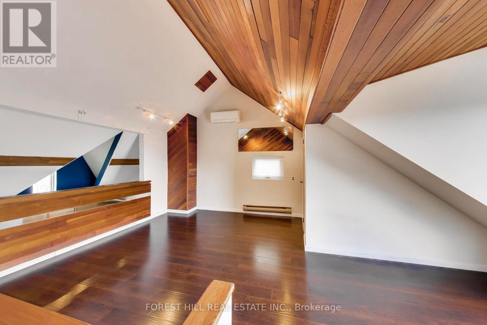 30 Robert Street, Toronto, Ontario  M5S 2K3 - Photo 24 - C12981486