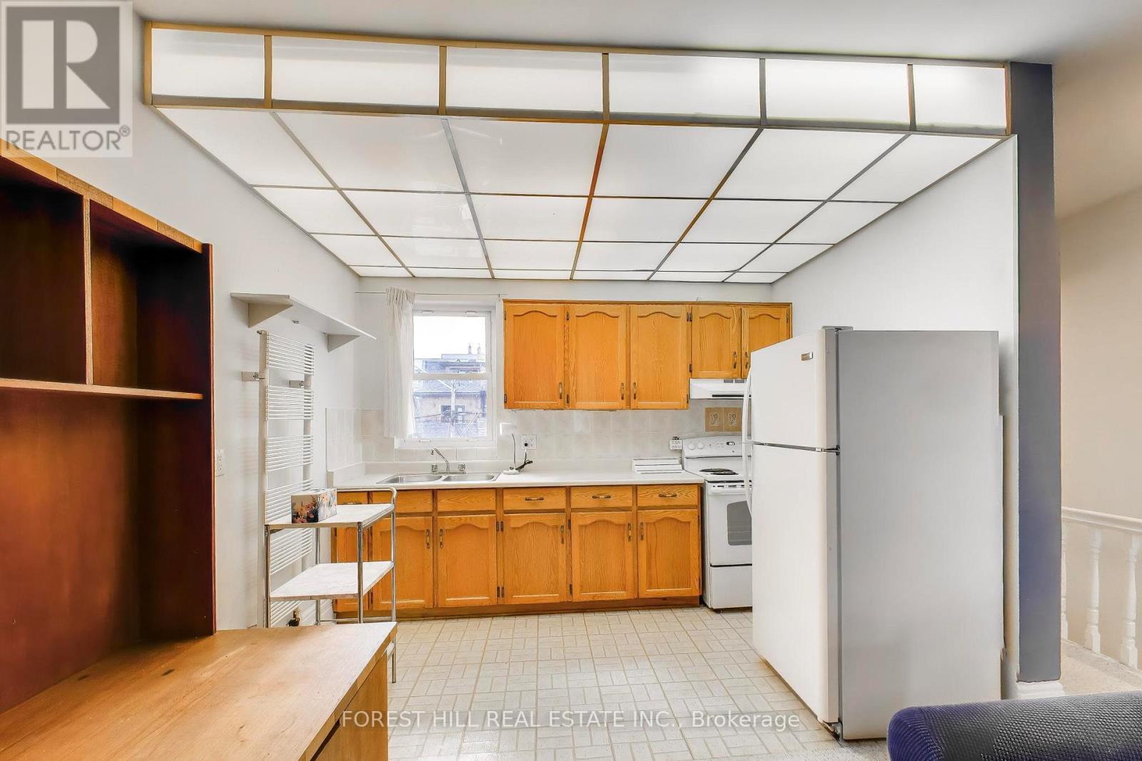 30 Robert Street, Toronto, Ontario  M5S 2K3 - Photo 22 - C12981486