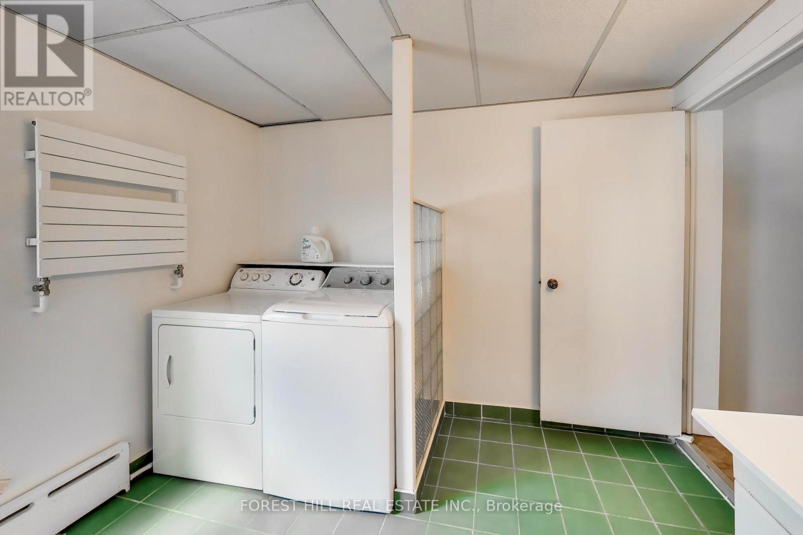 30 Robert Street, Toronto, Ontario  M5S 2K3 - Photo 15 - C12981486