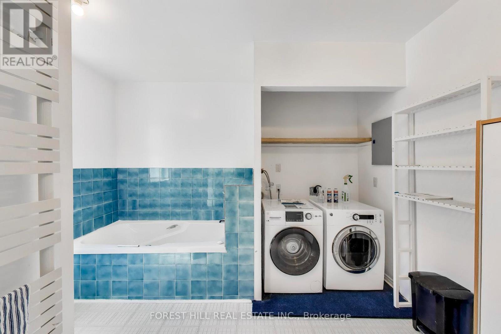 30 Robert Street, Toronto, Ontario  M5S 2K3 - Photo 33 - C12981486