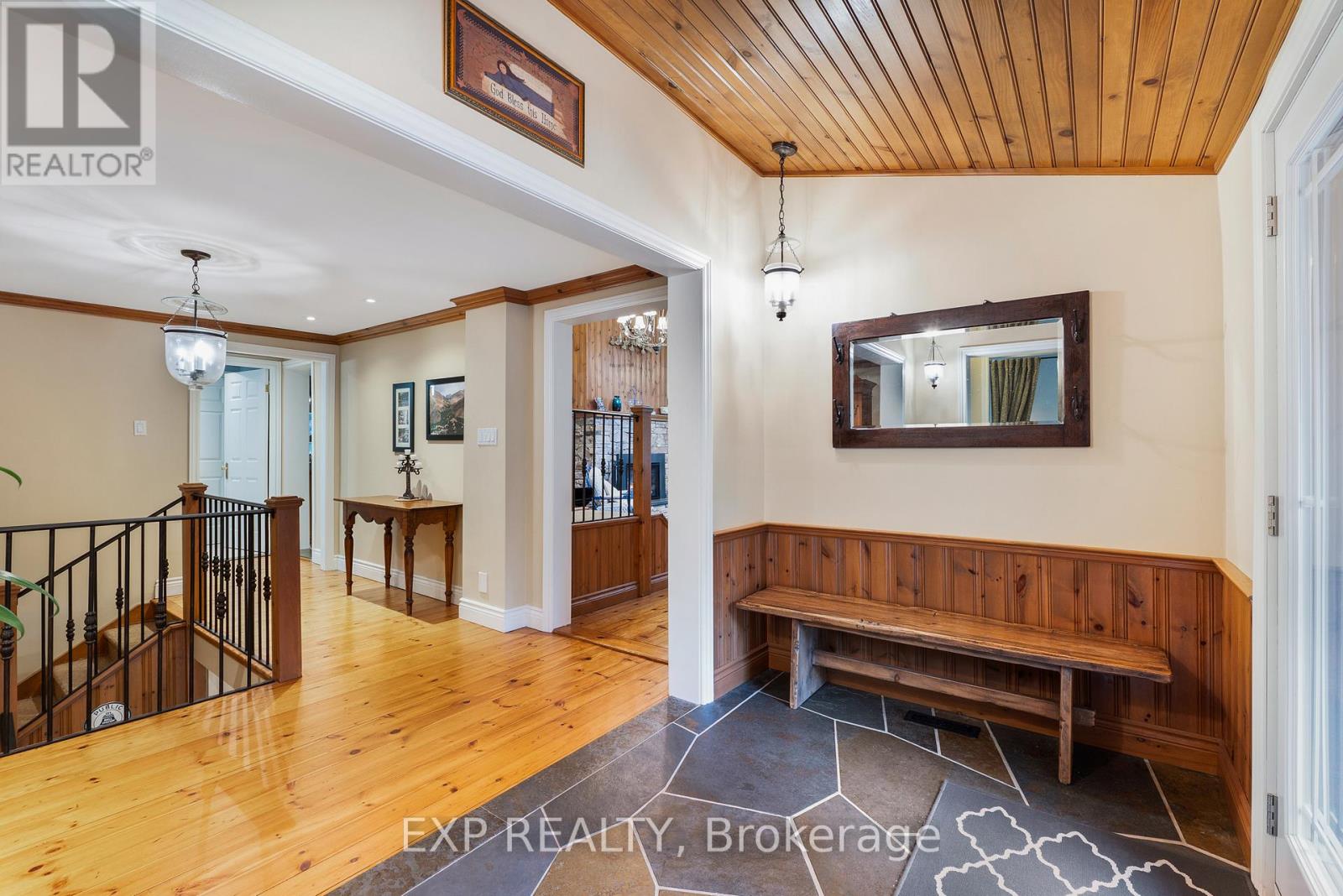 115 Fog Road, King, Ontario  L7B 1A3 - Photo 4 - N12961442