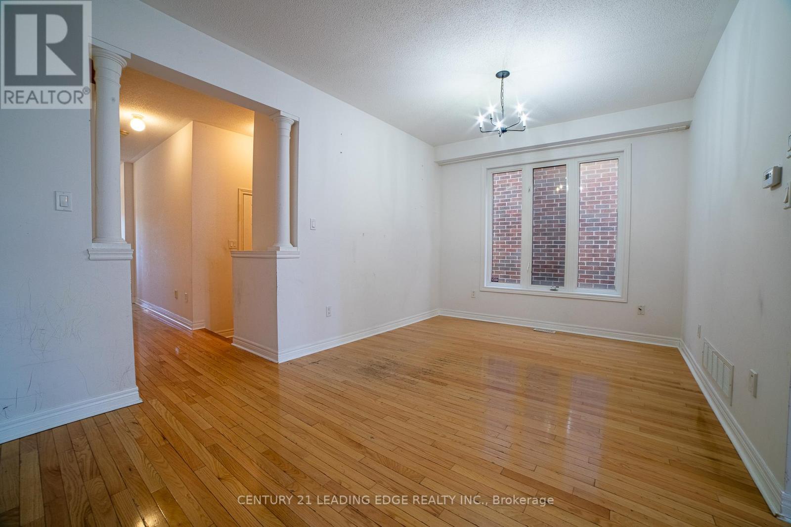 67 Sir Sanford Fleming Way, Vaughan, Ontario  L6A 0T2 - Photo 8 - N12972488